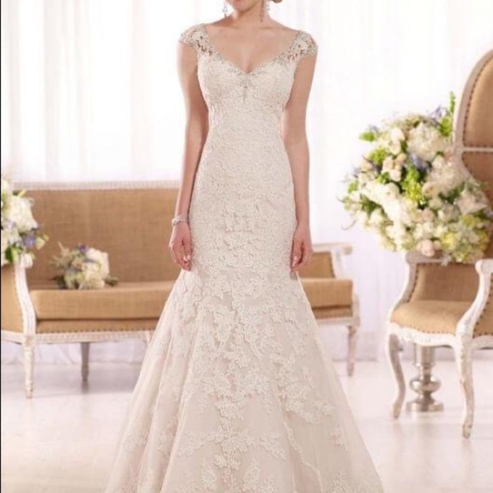 Essence of Australia Wedding Gown